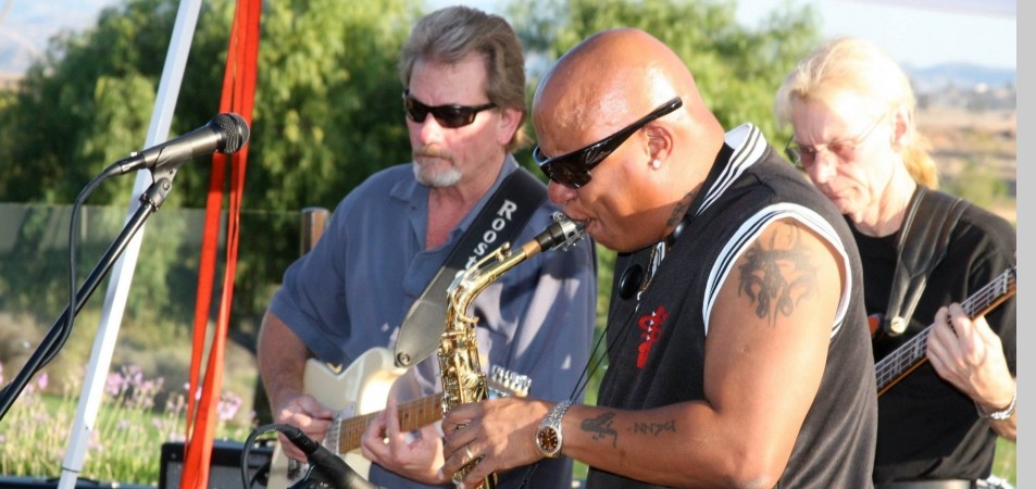 Roger with The Blues Merchants featuring Special Guest Ski Johnson Roger with The Blues Merchants featuring Special Guest Ski Johnson
